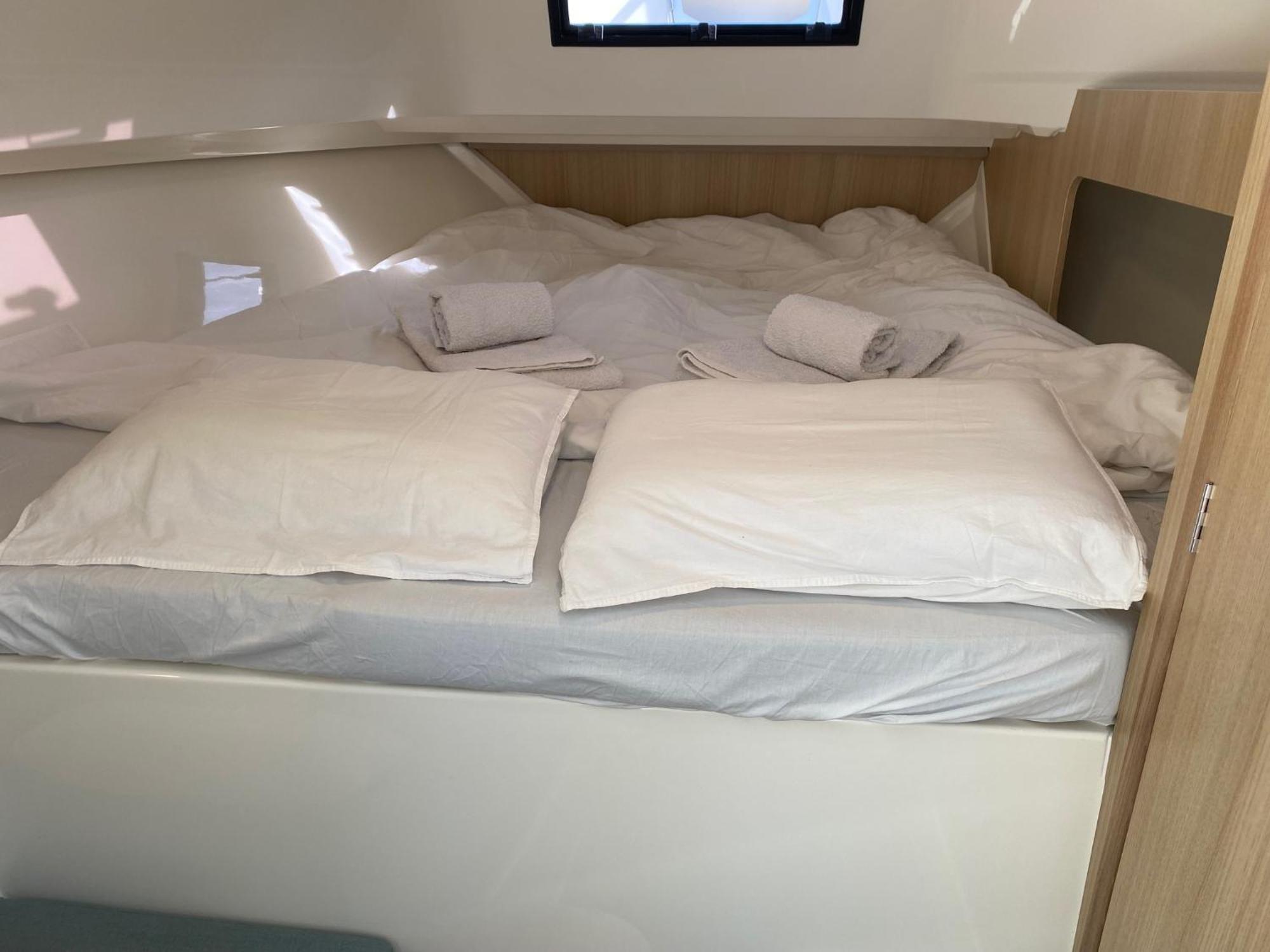Отель Koolhouse Boat Вила-Нова-ди-Фош-Коа Экстерьер фото